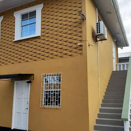 Upstairs 2 Bedroom Avalon Regia Apartment Georgetown Luaran gambar