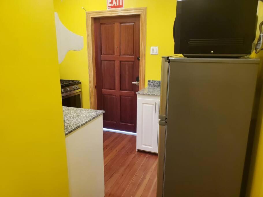 Upstairs 2 Bedroom Avalon Regia Apartment Georgetown Luaran gambar